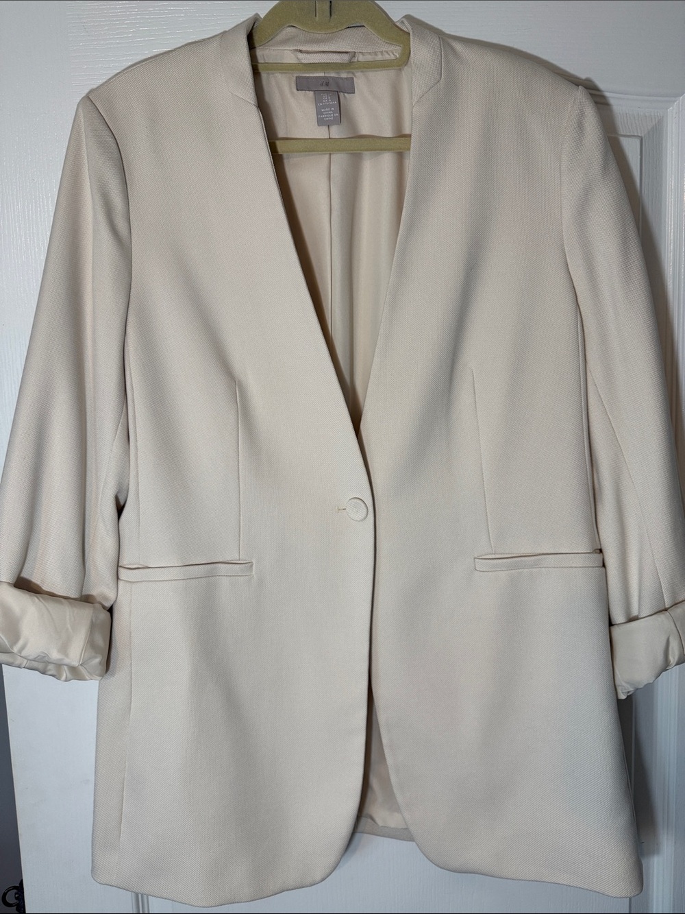 H&M Cream one button Blazer